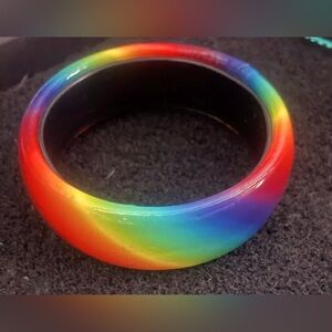 1970s Vintage vinyl wrapped rainbow bangle bracelet